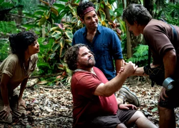 ‘Anaconda’ regresa con risas, pero poco veneno