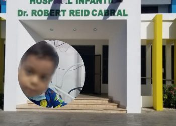 Familia venezolana solicita ayuda para niño de tres años con leucemia en el hospital Robert Reid Cabral