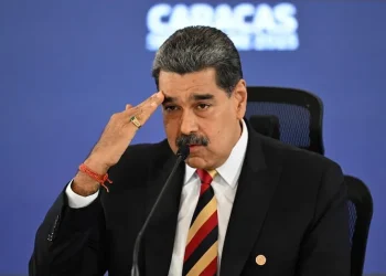 «No» a la guerra, pide Maduro mientras promete mantener exportación petrolera tras bloqueo