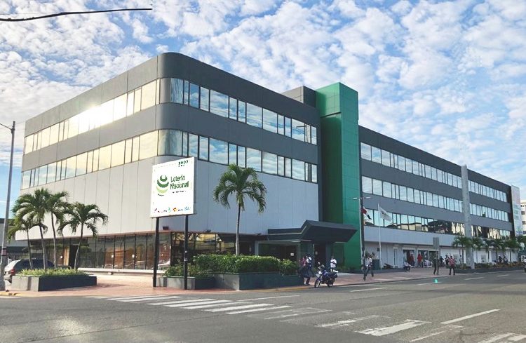 Lotería Nacional anuncia su Extraordinario de Navidad 2025 con más de RD$135 millones en premios