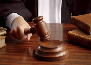 Condenan a 20 años de prisión a dos hombres por robo agravado y agresión en Elías Piña