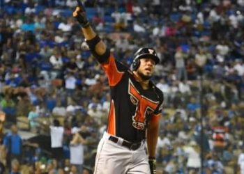 Jeimer Candelario y Travis Lakins, ganan MVP de la semana en LIDOM