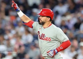 Kyle Schwarber regresa a los Filis con contrato de cinco años y US$150 millones