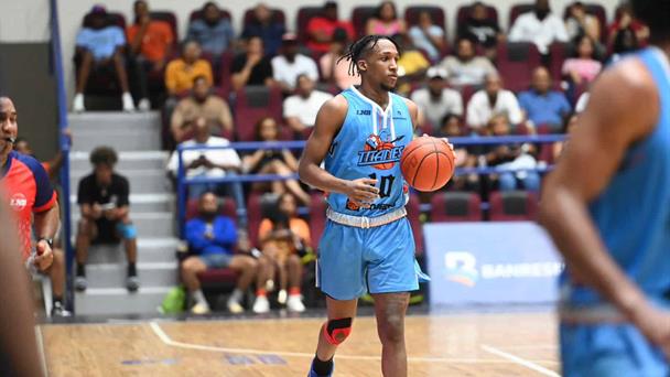 Jassel Pérez refuerza al Covirán Granada en la Liga Endesa