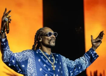 Snoop Dogg encabezará el espectáculo de medio tiempo del juego de Navidad de la NFL