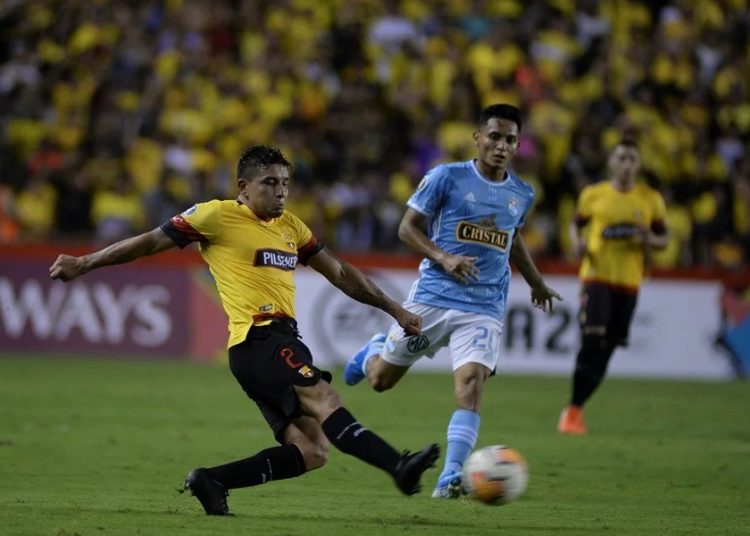 Luto en el fútbol ecuatoriano por el asesinato del jugador del Barcelona de Guayaquil, Mario Pineida