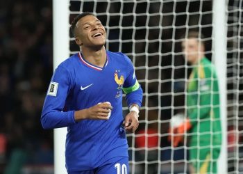 La justicia condena al PSG a pagar los salarios adeudados a Kylian Mbappé