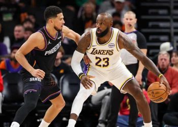 Resumen NBA: Hawks superan a los Sixers, Knueppel vuelve a brillar y LeBron junto a Doncic lideran a los Lakers