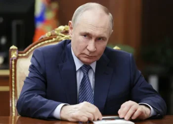 Putin elogia el nivel de la cooperación militar con Indonesia al recibir a su presidente