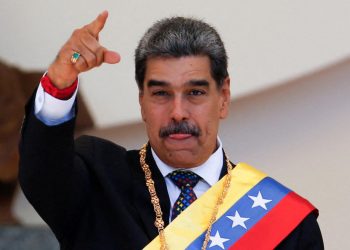 Maduro ve presiones de EE.UU. como una «prueba» para que Venezuela se libere del petróleo