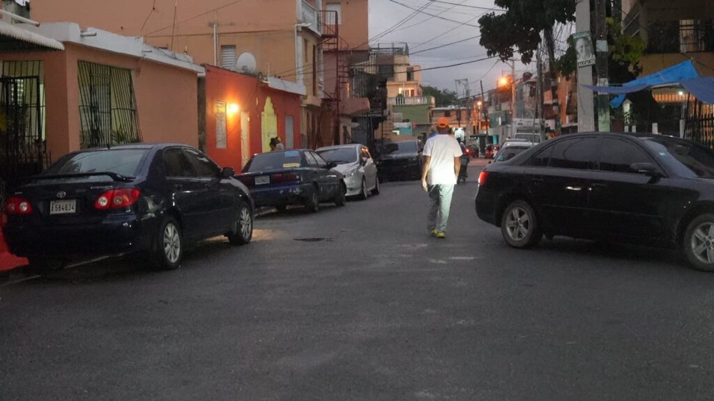 Residentes de Villa Duarte expresan preocupación por la delincuencia en el sector - Noticias de hoy en República Dominicana | De Último Minuto