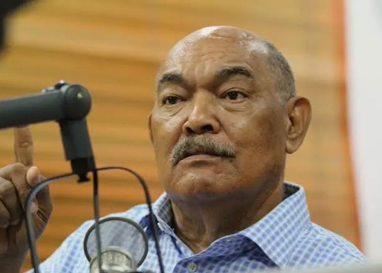 Asistente de Ramón Alburquerque desmiente rumores sobre su muerte y confirma su retorno al país