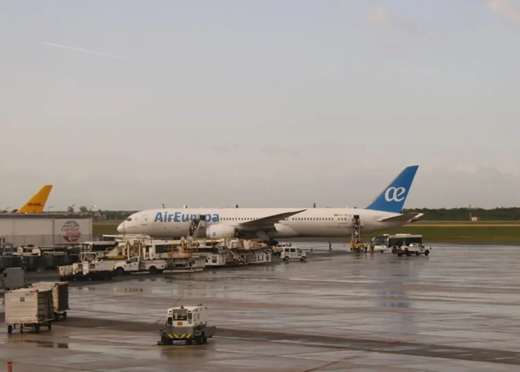 Se trató de una falsa amenaza de bomba situación que provocó paralización en el AILA