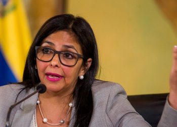 Delcy Rodríguez tras ataque de EEUU: «Aquí nadie se entregó, aquí hubo combate»