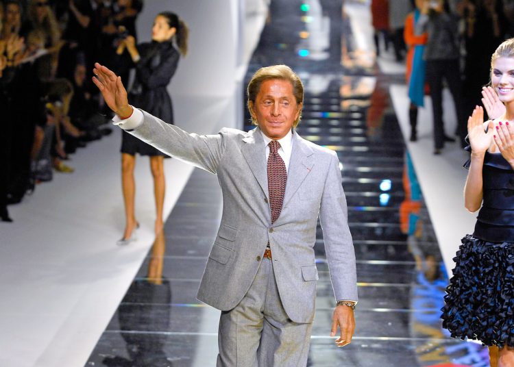 Fallece Valentino Garavani, leyenda de la alta costura italiana, a los 93 años