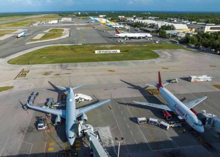  Aeropuerto de Punta Cana cierra 2025 con récord consecutivo de vuelos y pasajeros