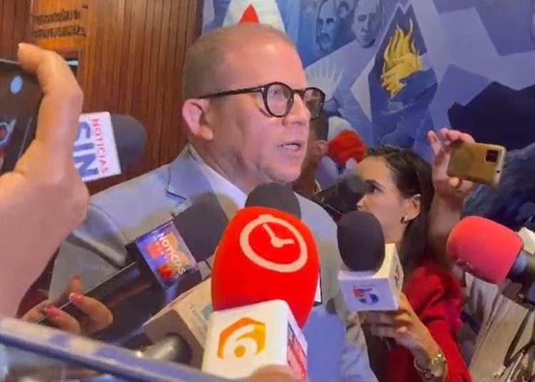 Diputados aprueban proyecto de ley para pagar más de 2 mil millones de pesos por obras