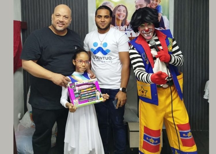 Niños de Villa Mella reciben mensaje de fe y esperanza