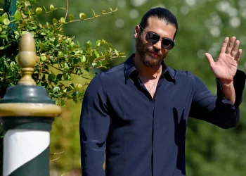 Detienen al actor turco Can Yaman en Estambul por supuesta posesión de drogas