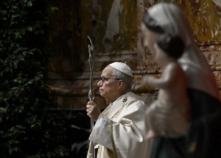 El papa León XIV lamenta ante los cardenales que la Iglesia «cerrase la puerta» a las víctimas de abusos