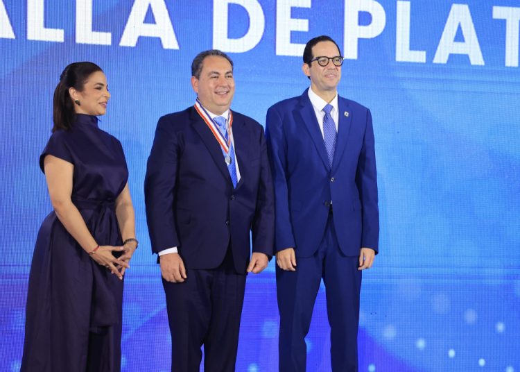 SNS exhibe fortalecimiento Red Pública de Salud en 2025