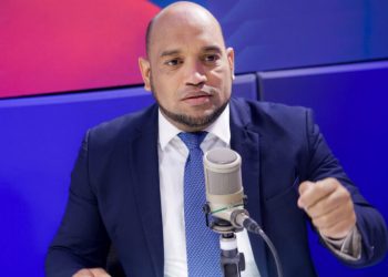 Jonatan Familia califica decretos del presidente Abinader como «una bofetada a la base del PRM»