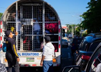 Mientras deporta, el Estado invierte RD$270 millones en integrar migrantes irregulares