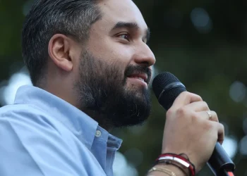 Hijo de Nicolás Maduro reitera su respaldo al «alto mando político» encabezado por Delcy Rodríguez