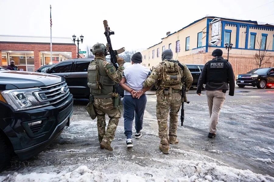 Muere una mujer por disparos de agentes migratorios de EE.UU. en Minnesota - Noticias de hoy en República Dominicana | De Último Minuto