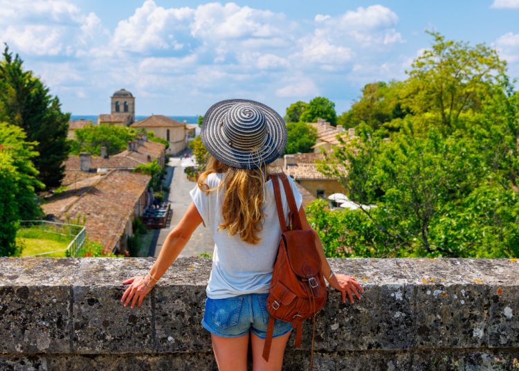 Turismo mundial rompe récords en 2025 con 1,520 millones de viajes internacionales