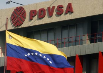Estatal venezolana PDVSA confirma negociación para venta de petróleo a Estados Unidos