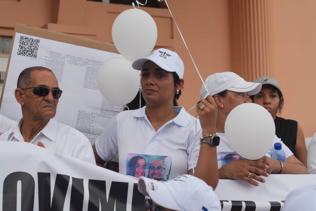 Rostros que no olvidan: clamor de justicia tras la tragedia Jet Set - Noticias de hoy en República Dominicana | De Último Minuto