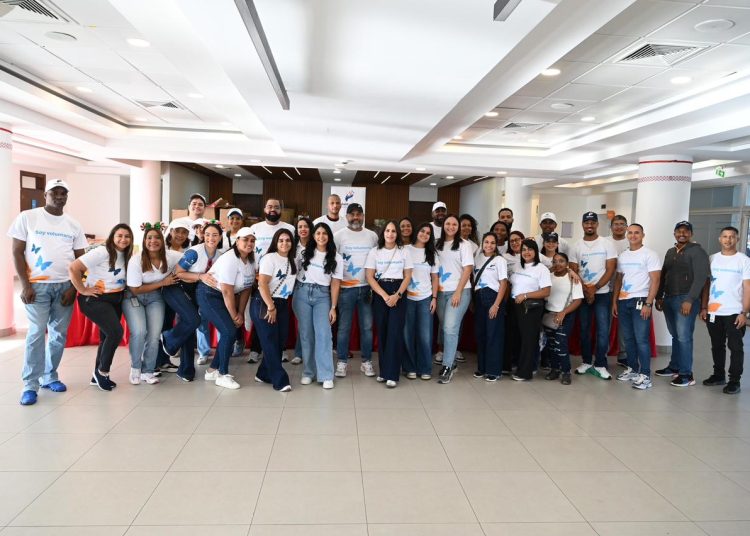 Voluntariado Banreservas llena de alegría el Día de Reyes con entrega de juguetes