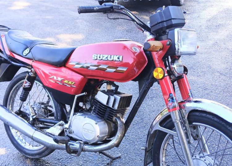 Policía Nacional recupera motocicleta sustraída en Barahona en 2022