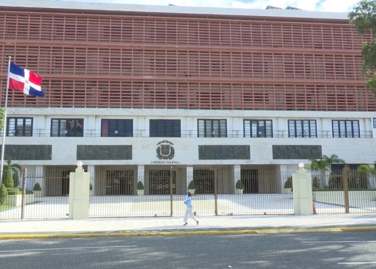 Labores legislativas continúan en pausa; retomarán agenda a partir de mañana