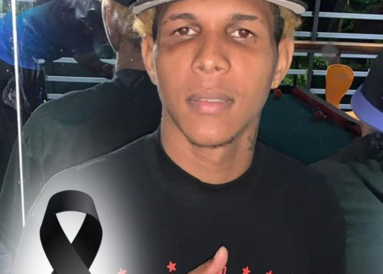 Familiares de joven fallecido durante operativo en Samaná acusan a agentes del DICRIM