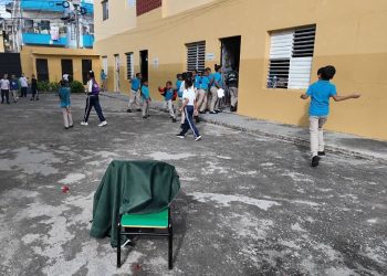 Escuelas registran asistencia progresiva tras el asueto de fin de año y el Día de Reyes