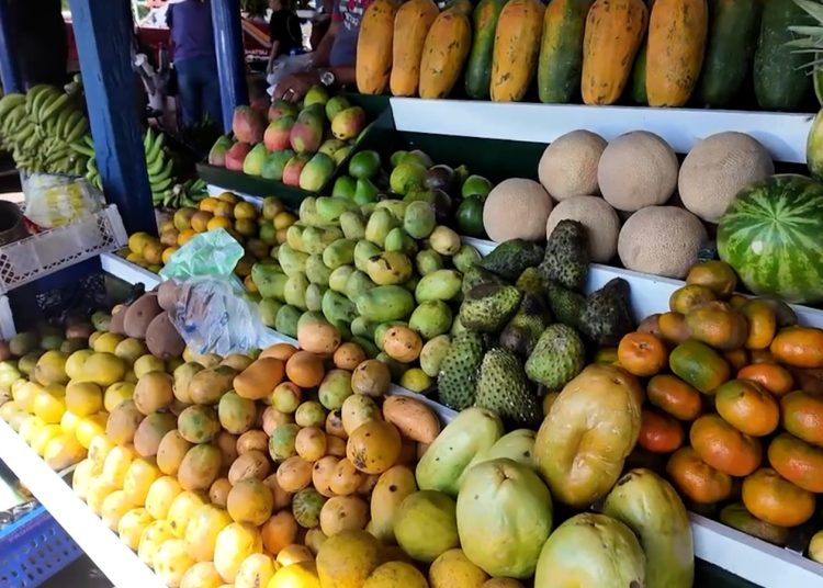 Inicio de año con precios en movimiento: frutas, carnes y café registran aumentos