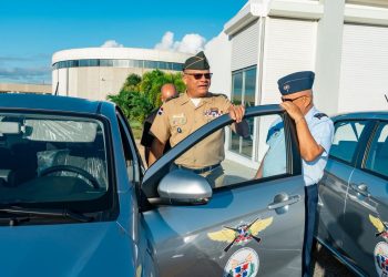 Ministerio de Defensa fortalece la formación técnica de las Escuelas Vocacionales con entrega de nuevos vehículos