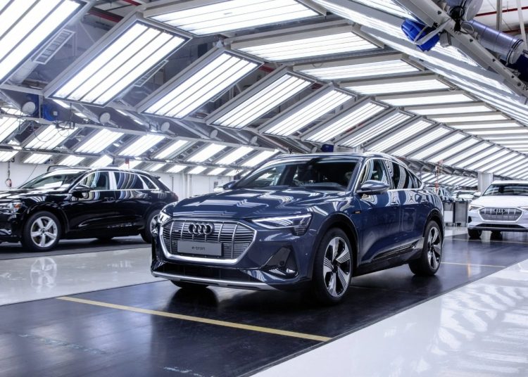 Bruselas propone apoyar con 7,5 millones de euros a 3.400 despedidos de Audi en Bélgica