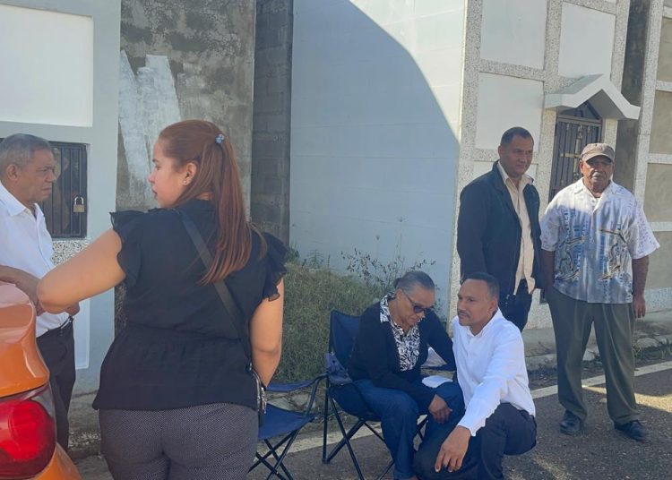 Muerte de chofer del concho en Santiago causa indignación; fue víctima colateral de ataque armado