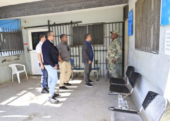 SNS supervisa avances y ordena reanudación y conclusión de obras hospitalarias en SDN