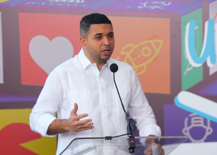 Ministerio de la Juventud llevará el programa “Una cancha pa’ mi barrio” a 200 sectores del país