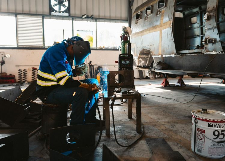 Avances de Industria Militar RD: 46 ambulancias en operación y primer blindado ensamblado en RD