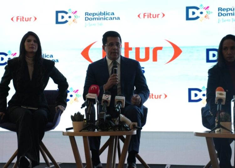 David Collano anuncia que RD proyecta ganancias de US$4,000 millones con su participación en Fitur 2026