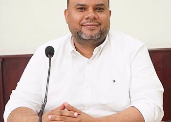 Comunitarios de Cardenal Sancha denuncian falta de agua potable en Jarabacoa y hacen llamado a CORAAVEGA