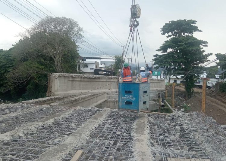 Informan avance ténico del nuevo puente sobre el Río Camú en La Vega»