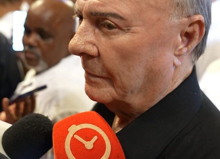 “Tan hablando disparates”, afirma Hipólito Mejía sobre rumores de irregularidades en el Banco Agrícola