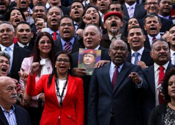 Gobierno venezolano ordena capturar a quienes apoyen en sus redes sociales el arresto de Maduro