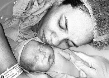 Nace en el HOMS el primer bebé del año 2026 en Santiago